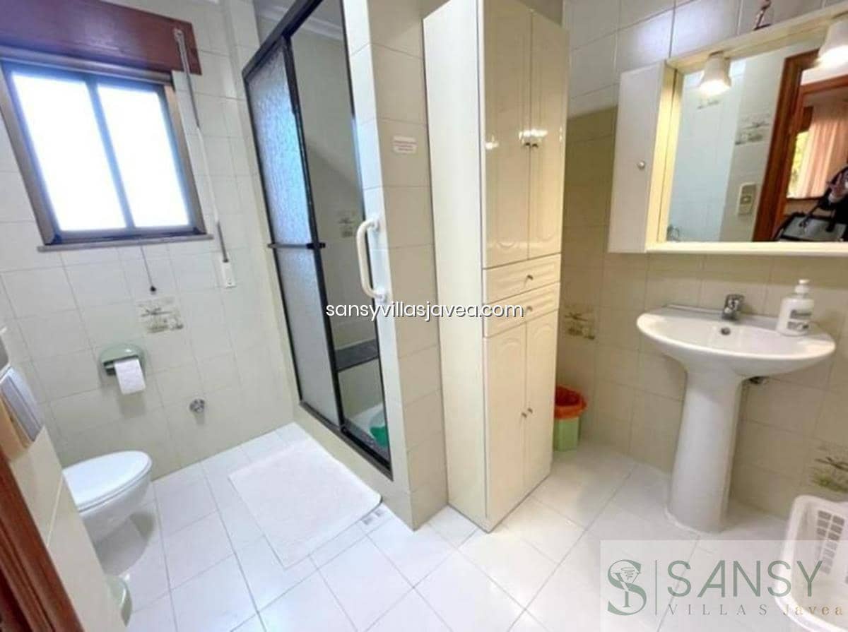 7 chambre Villa/Maison à vendre à Denia avec garage - 540 000 € (Ref: 7578635)