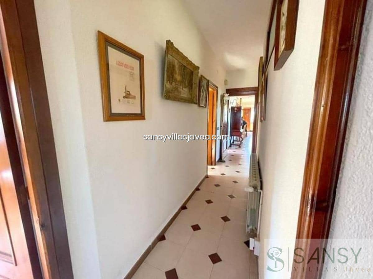 7 chambre Villa/Maison à vendre à Denia avec garage - 540 000 € (Ref: 7578635)