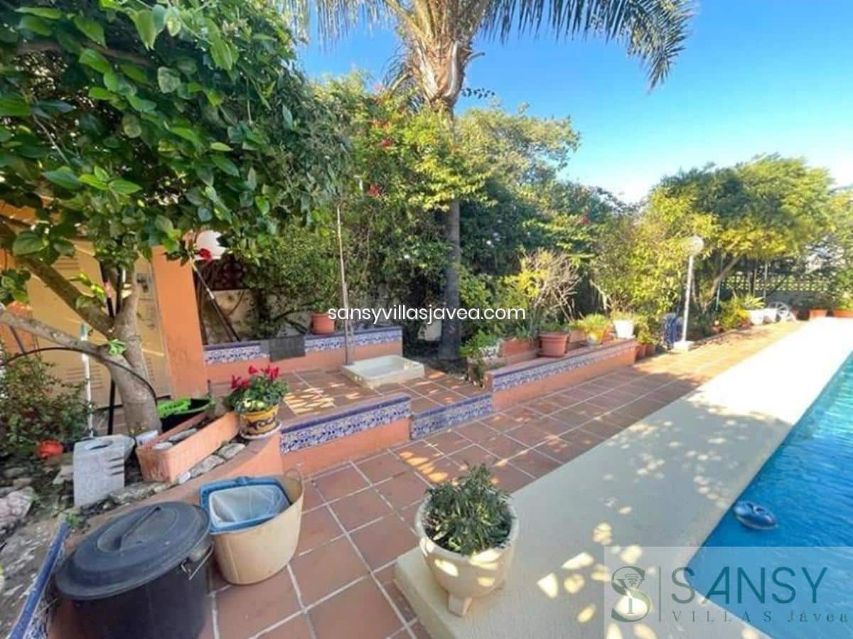 7 chambre Villa/Maison à vendre à Denia avec garage - 540 000 € (Ref: 7578635)