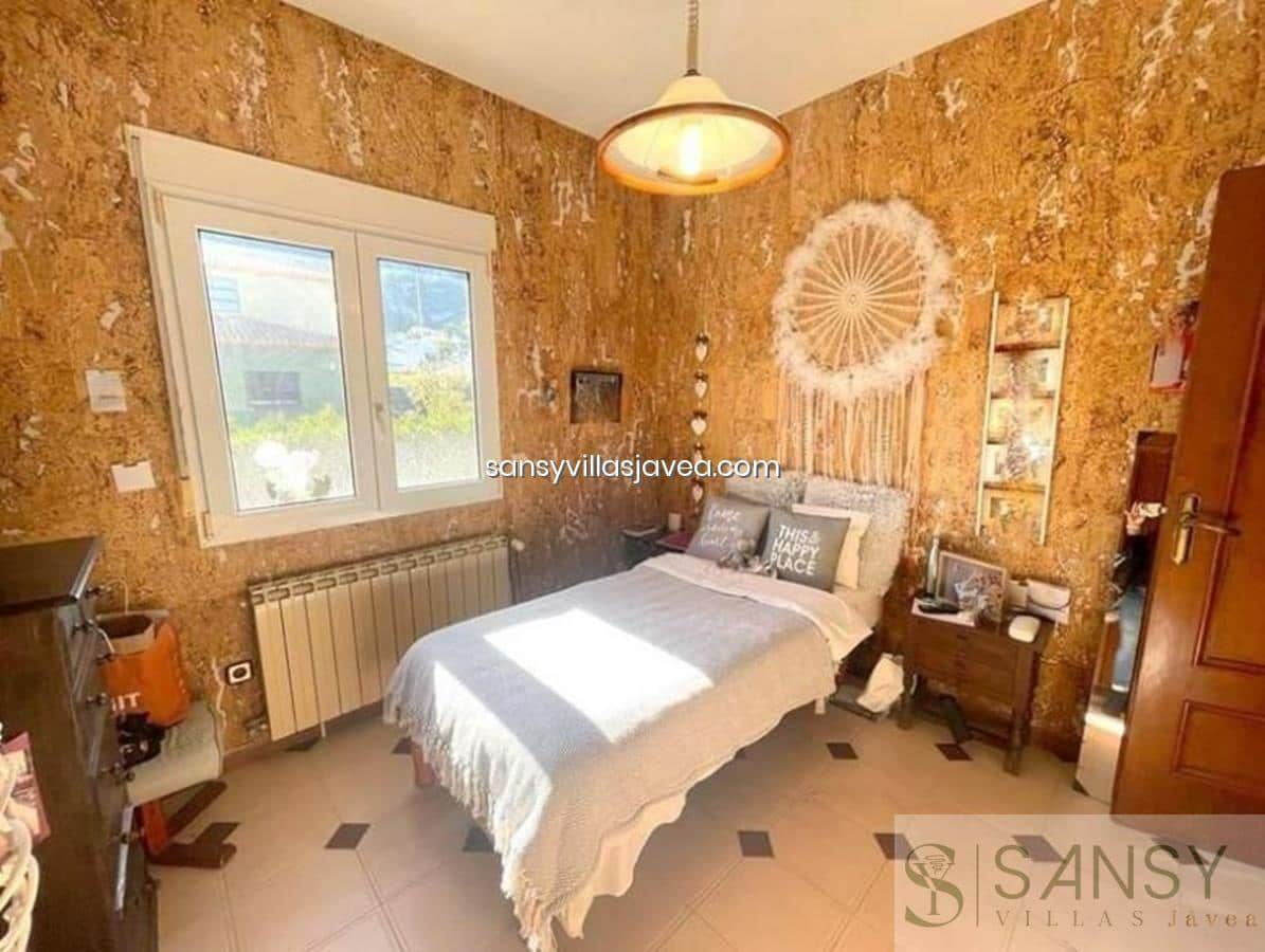 7 chambre Villa/Maison à vendre à Denia avec garage - 540 000 € (Ref: 7578635)