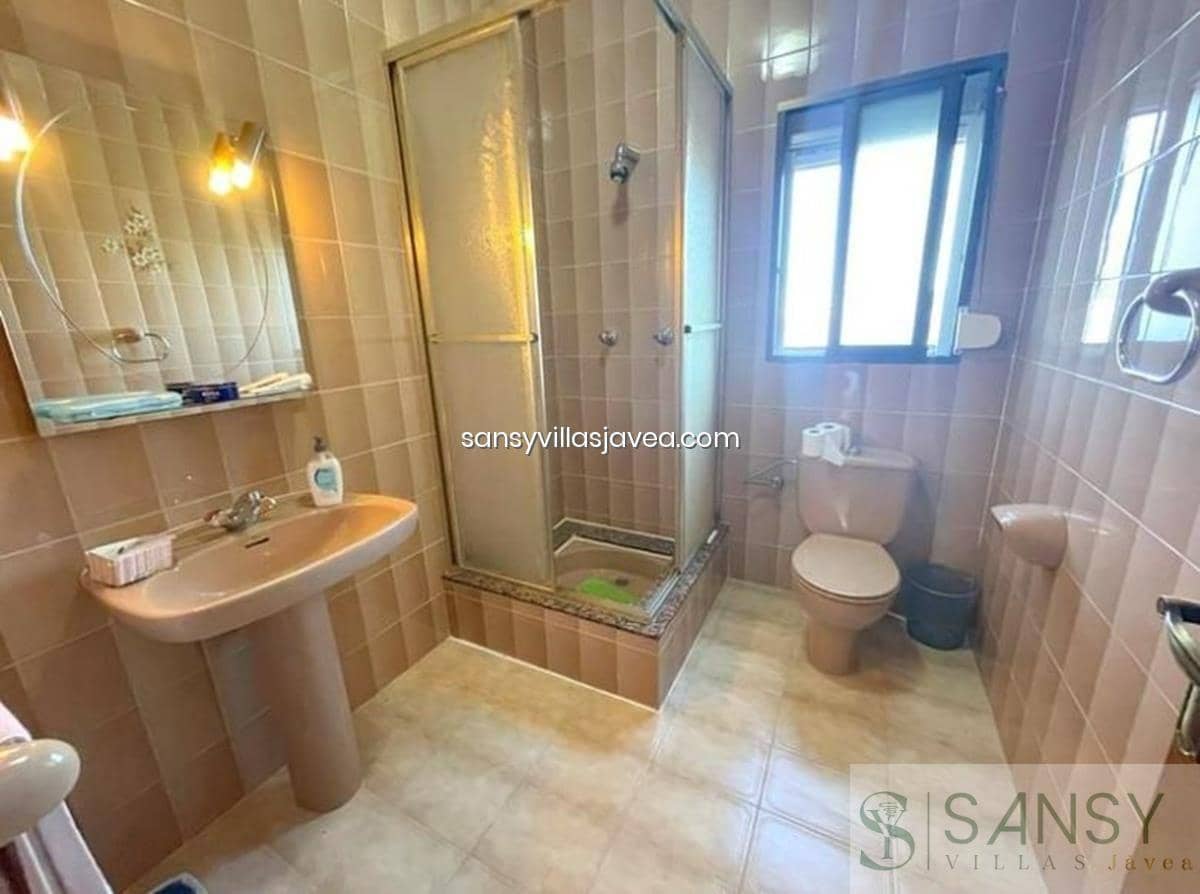 7 chambre Villa/Maison à vendre à Denia avec garage - 540 000 € (Ref: 7578635)