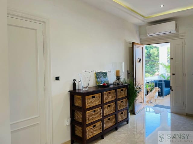 5 slaapkamer Villa te koop in Las Rotas / Les Rotes, Dénia met garage - € 1.053.000 (Ref: 7970002)