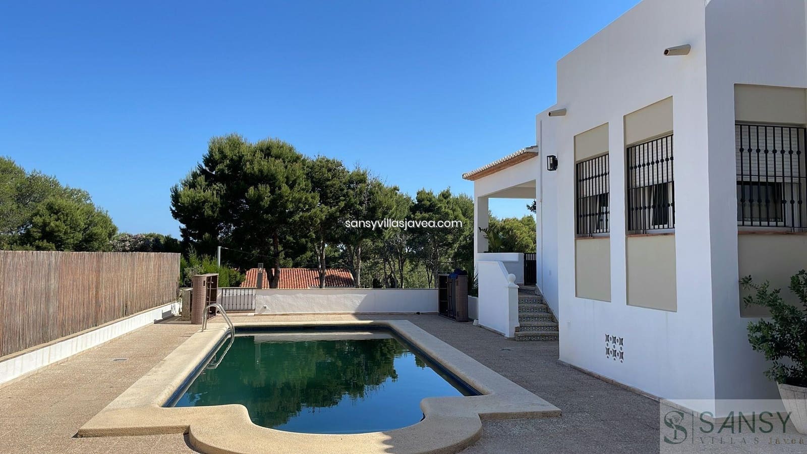 5 soveværelse Villa til salg i Denia med garage - € 1.053.000 (Ref: 7970002)