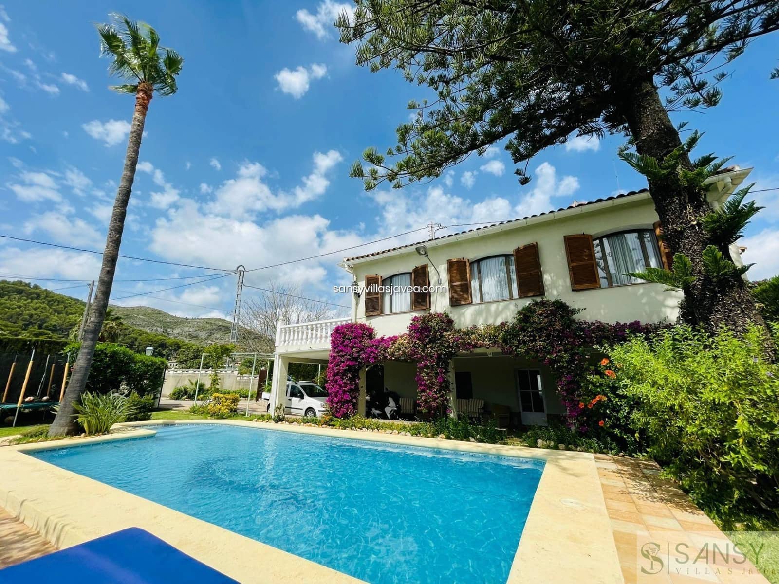 8 bedroom Finca/Country House for sale in Pedreguer - € 580,000 (Ref: 7970003)