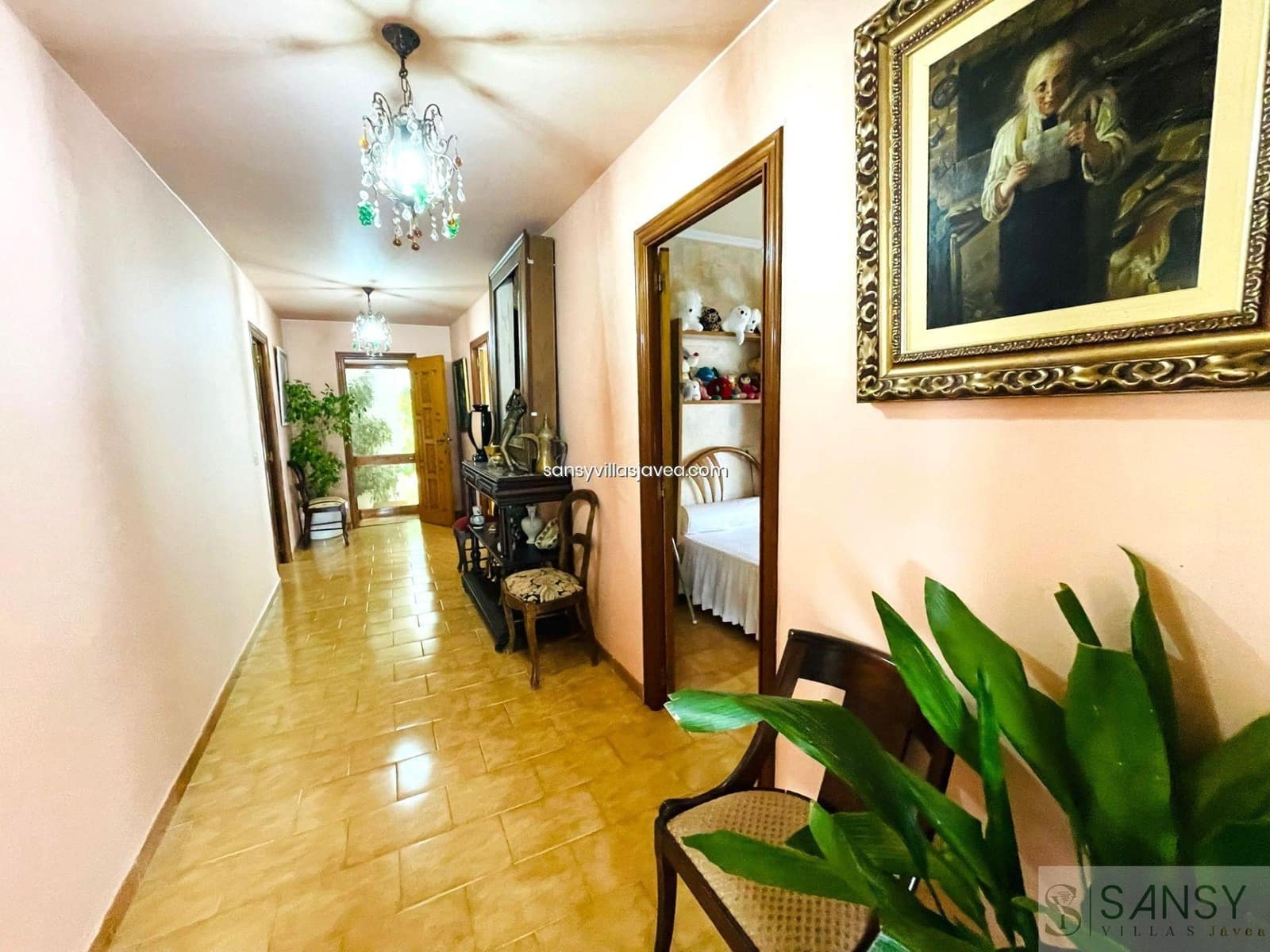 8 bedroom Finca/Country House for sale in Pedreguer - € 580,000 (Ref: 7970003)