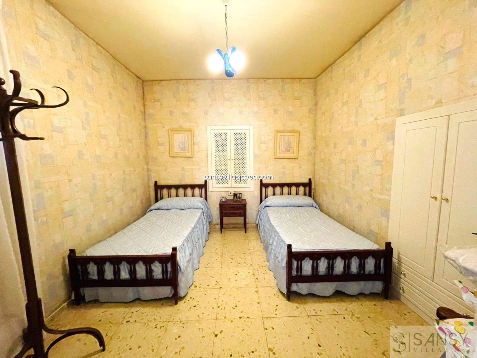 8 bedroom Finca/Country House for sale in Pedreguer - € 580,000 (Ref: 7970003)