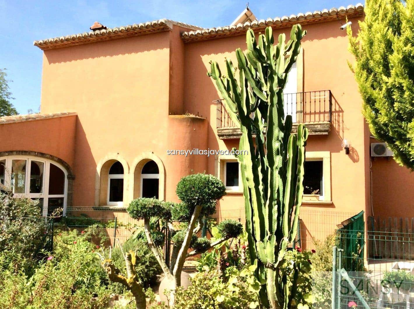 4 slaapkamer Villa te koop in Javea / Xabia met garage - € 1.590.000 (Ref: 8119293)