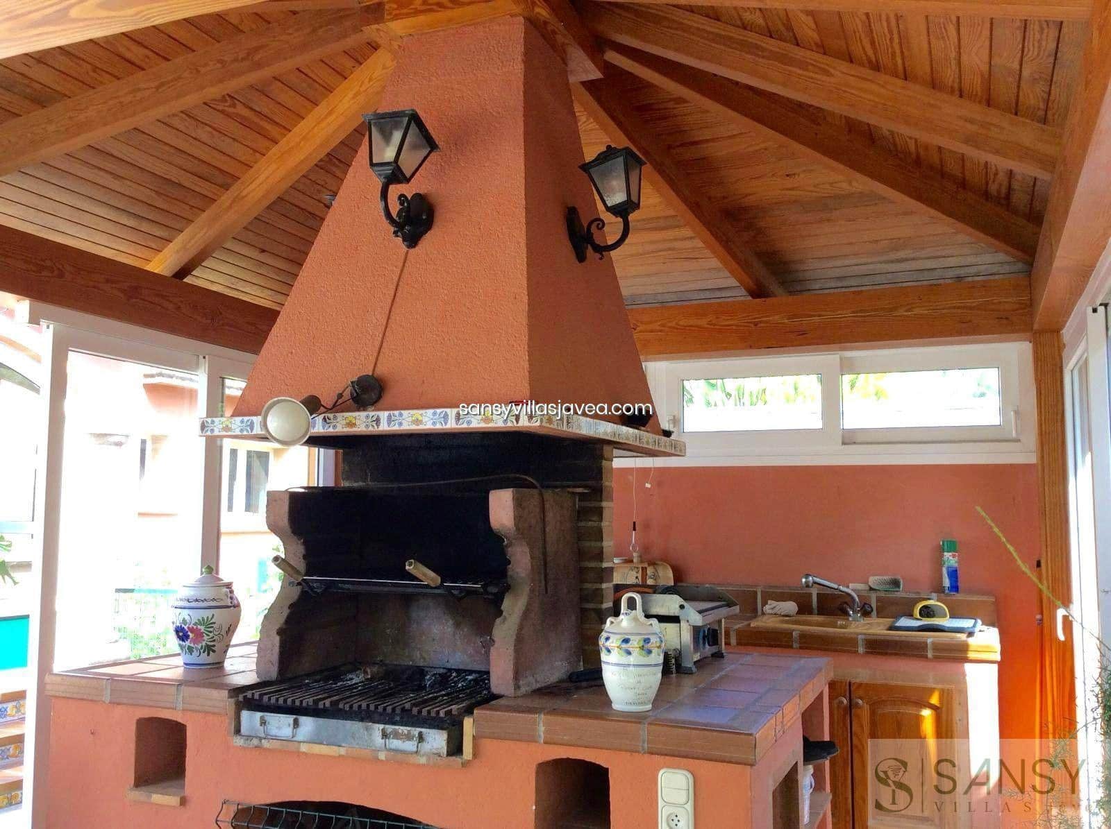 4 slaapkamer Villa te koop in Javea / Xabia met garage - € 1.590.000 (Ref: 8119293)