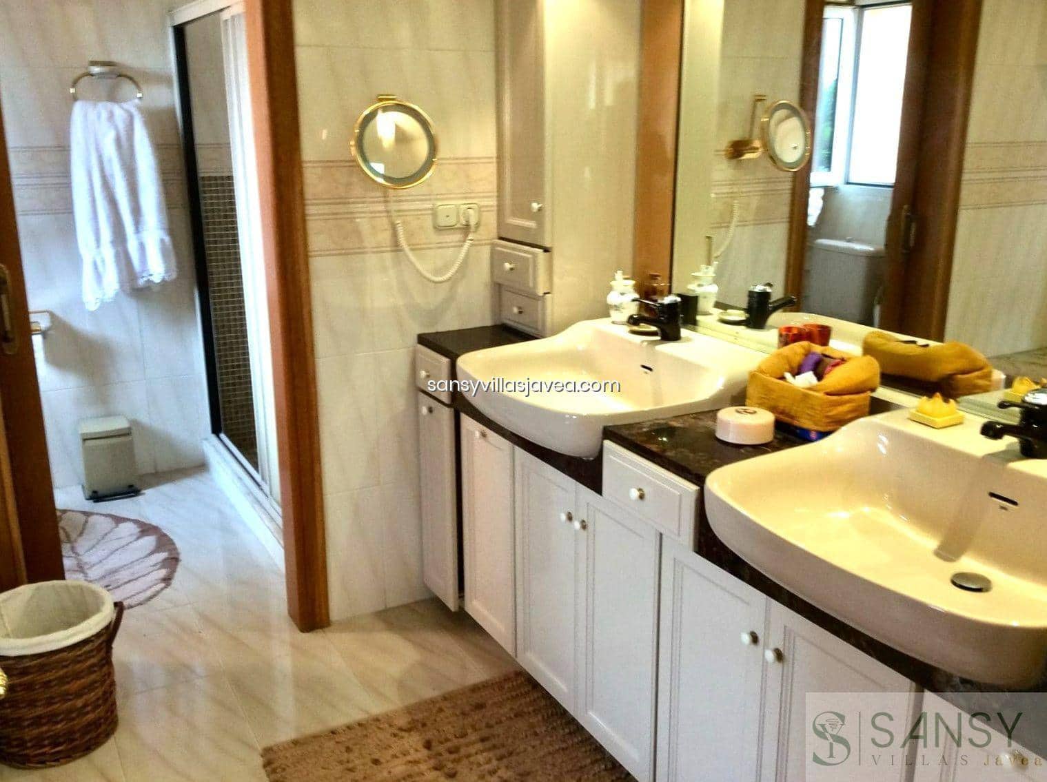 4 slaapkamer Villa te koop in Javea / Xabia met garage - € 1.590.000 (Ref: 8119293)