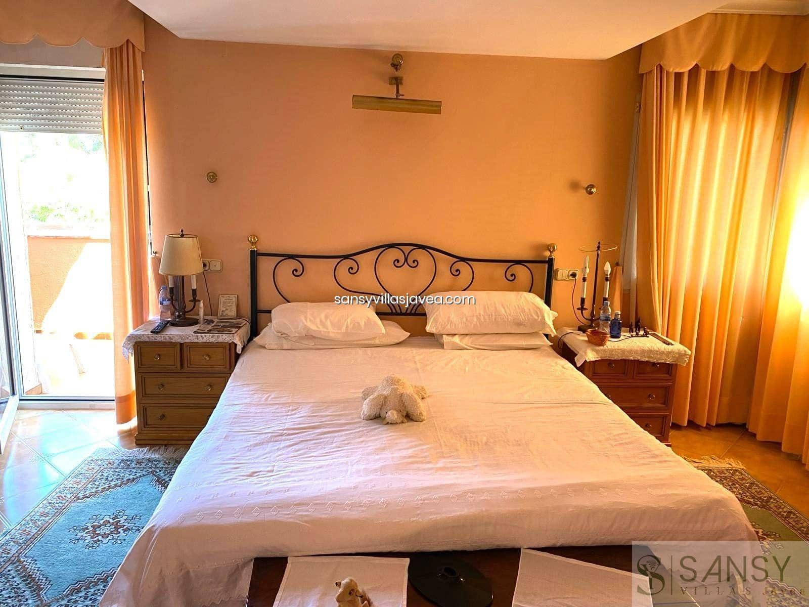 4 slaapkamer Villa te koop in Javea / Xabia met garage - € 1.590.000 (Ref: 8119293)