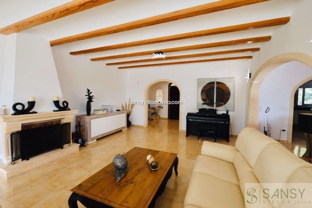 3 slaapkamer Villa te koop in Montgó - Ermita, Javea / Xàbia - € 980.000 (Ref: 8147901)