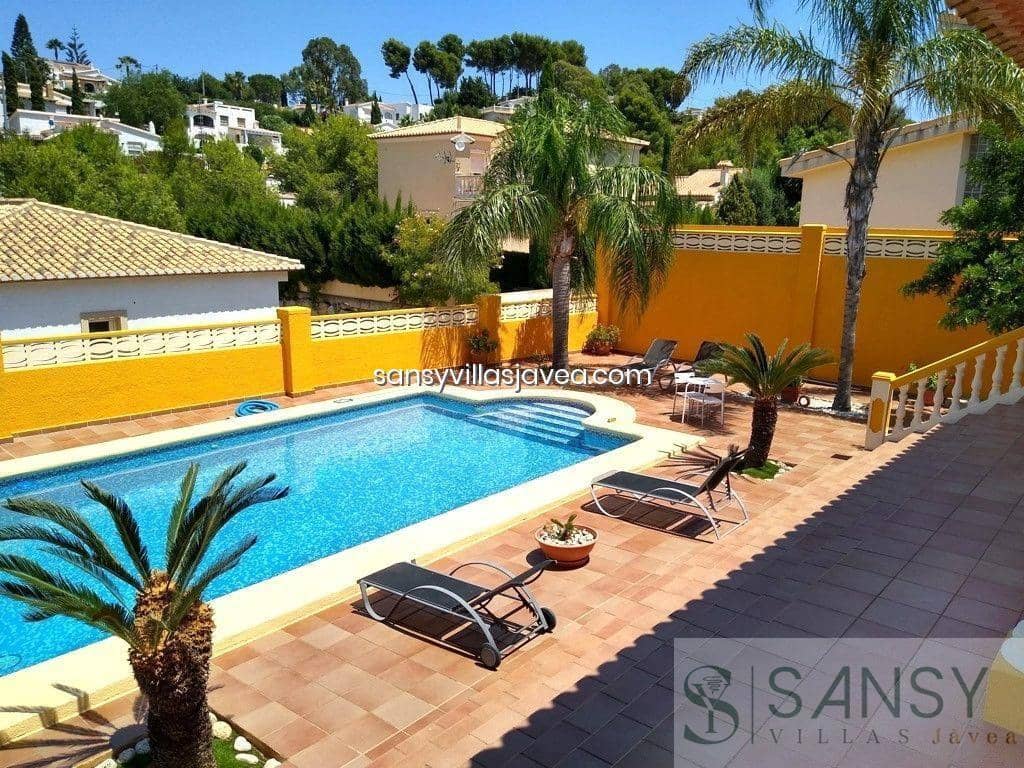 6 slaapkamer Villa te koop in Denia - € 680.000 (Ref: 8533666)