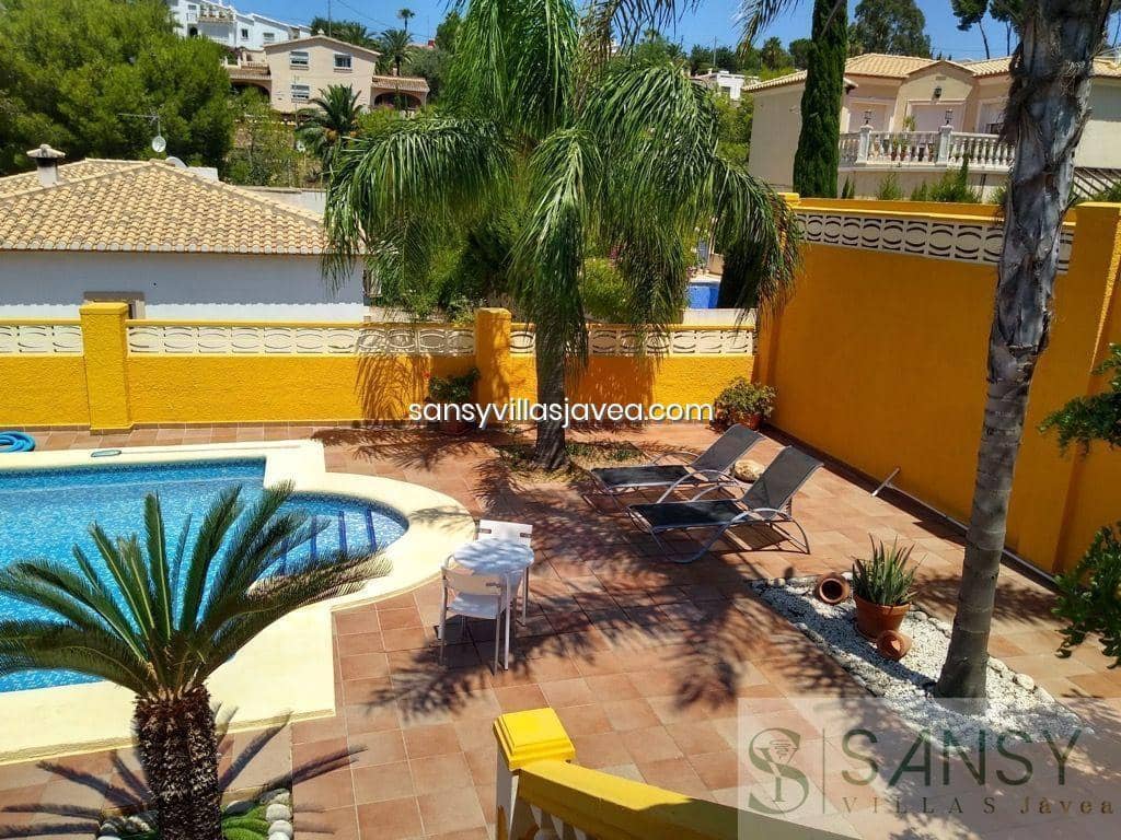 6 slaapkamer Villa te koop in Denia - € 680.000 (Ref: 8533666)