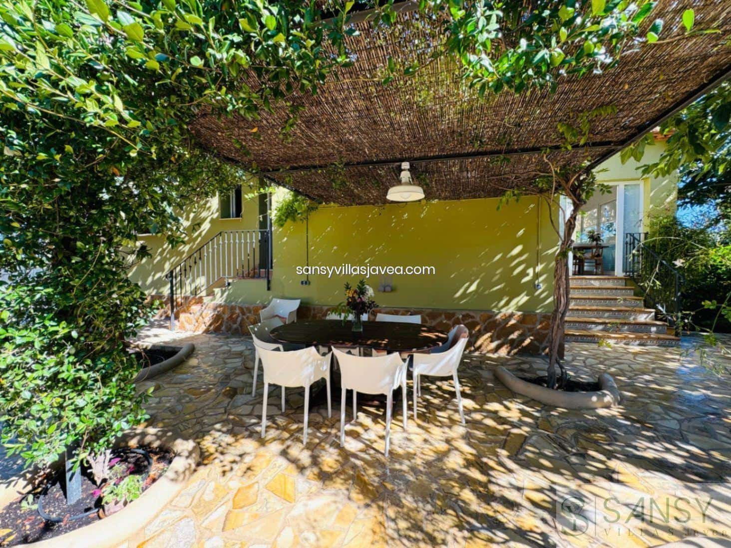 4 slaapkamer Villa te koop in Pedreguer - € 570.000 (Ref: 8581737)