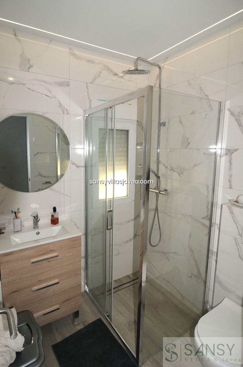 3 soverom Villa til salgs i Calpe / Calp med svømmebasseng garasje - € 480 000 (Ref: 8619716)