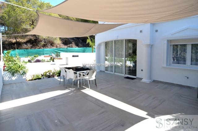 3 chambre Villa/Maison à vendre à Maryvilla, Calpe / Calp avec piscine garage - 480 000 € (Ref: 8619716)