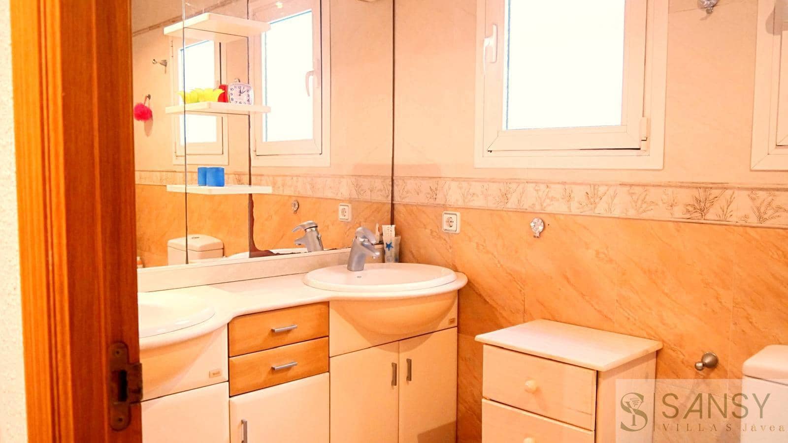 3 bedroom Apartment for sale in Javea / Xabia - € 345,000 (Ref: 8674408)