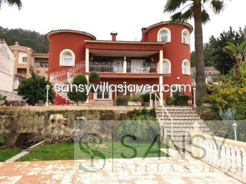 5 slaapkamer Villa te koop in Pedreguer met garage - € 400.000 (Ref: 8729106)