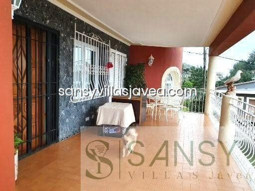 5 slaapkamer Villa te koop in Pedreguer met garage - € 400.000 (Ref: 8729106)