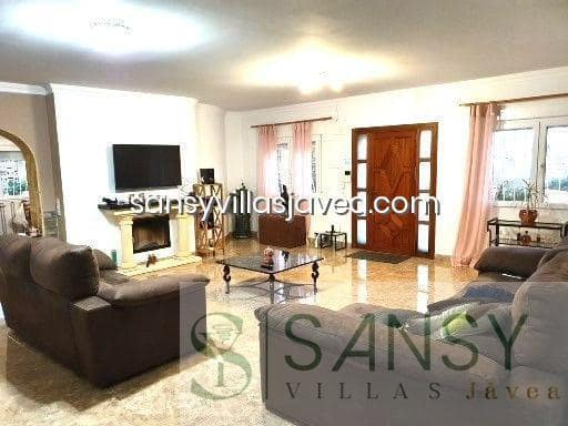 5 slaapkamer Villa te koop in Pedreguer met garage - € 400.000 (Ref: 8729106)