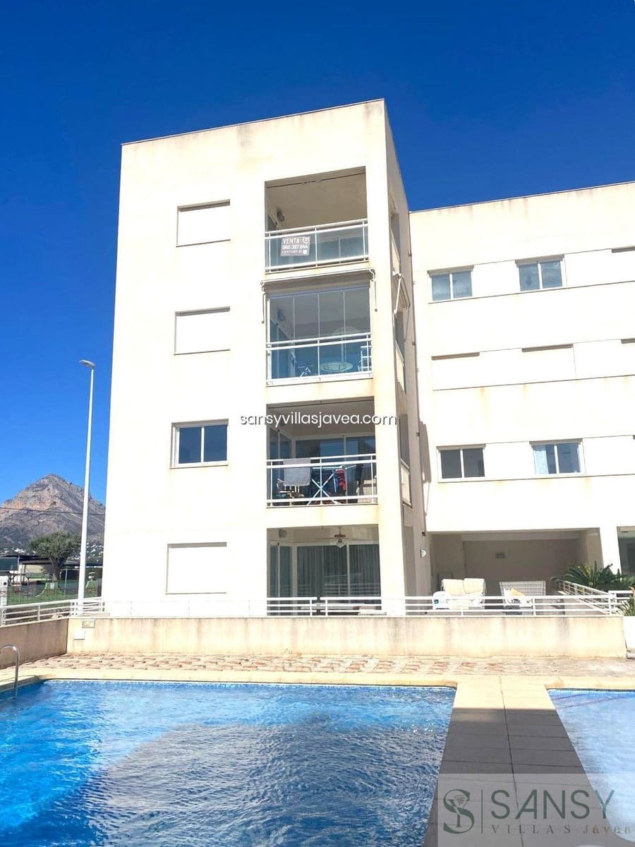 3 soveværelse Penthouse til leje i Javea / Xabia med swimmingpool - € 1.700 (Ref: 8740992)