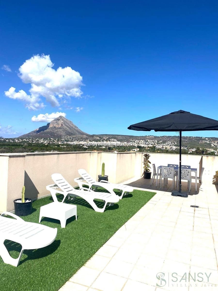 3 soveværelse Penthouse til leje i Javea / Xabia med swimmingpool - € 1.700 (Ref: 8740992)