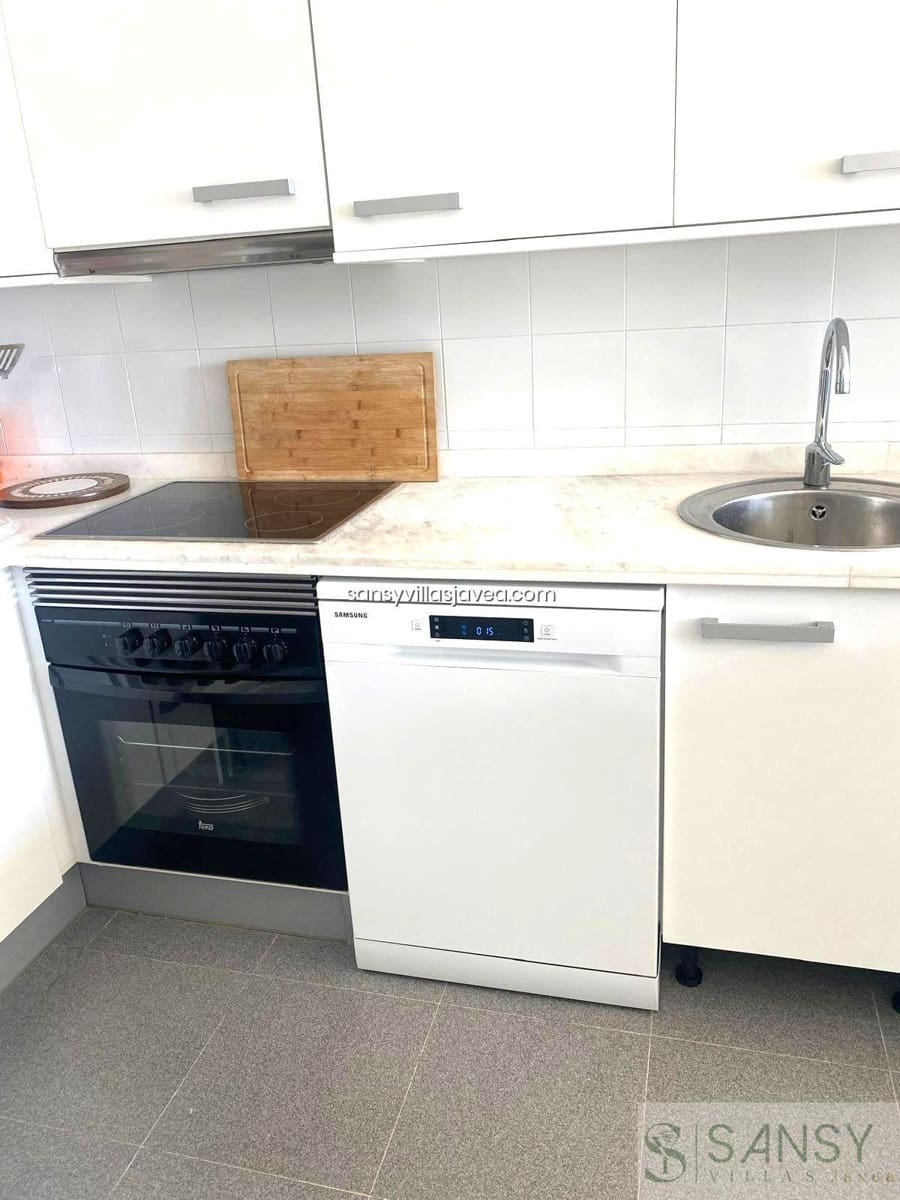 3 soveværelse Penthouse til leje i Javea / Xabia med swimmingpool - € 1.700 (Ref: 8740992)