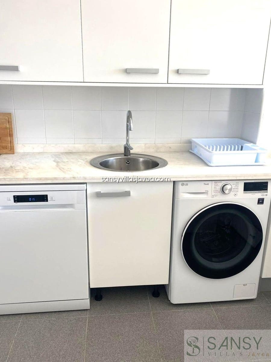 3 soveværelse Penthouse til leje i Javea / Xabia med swimmingpool - € 1.700 (Ref: 8740992)