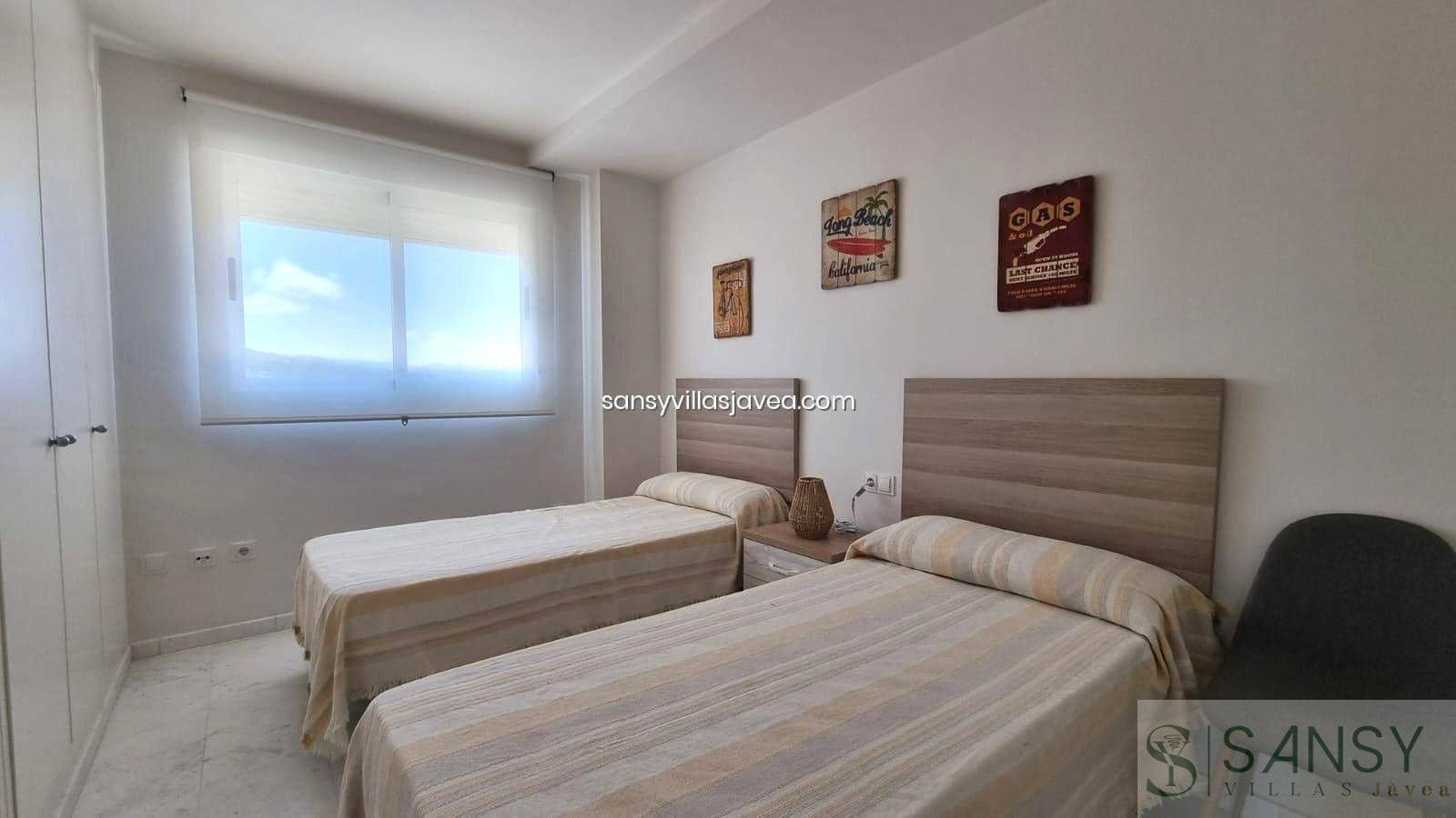 3 soveværelse Penthouse til leje i Javea / Xabia med swimmingpool - € 1.700 (Ref: 8740992)