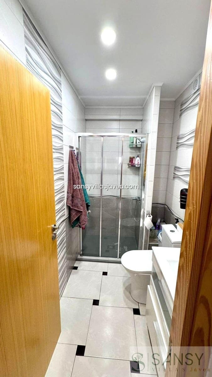 3 soverom Leilighet til salgs i Denia - € 182 000 (Ref: 8783428)