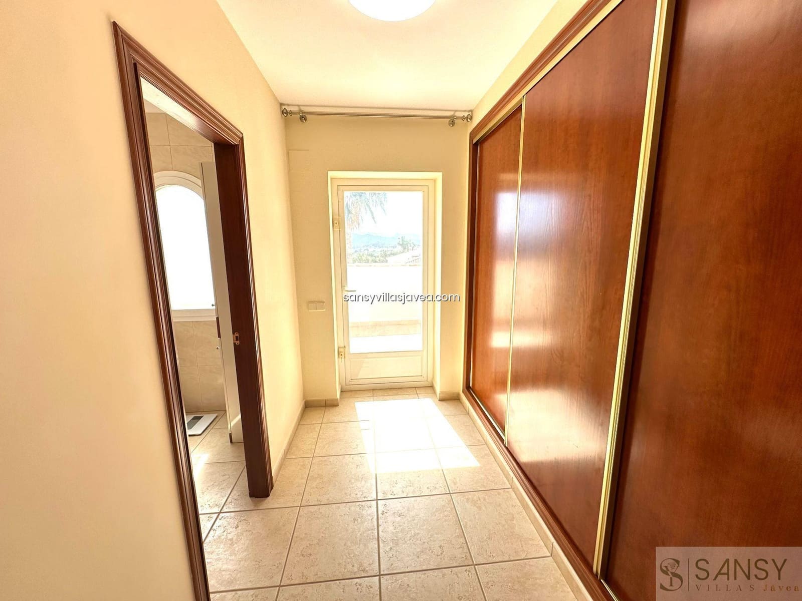 6 makuuhuone Huvila myytävänä paikassa Javea / Xabia mukana 
autotalli - 1 499 000 € (Ref: 8857091)