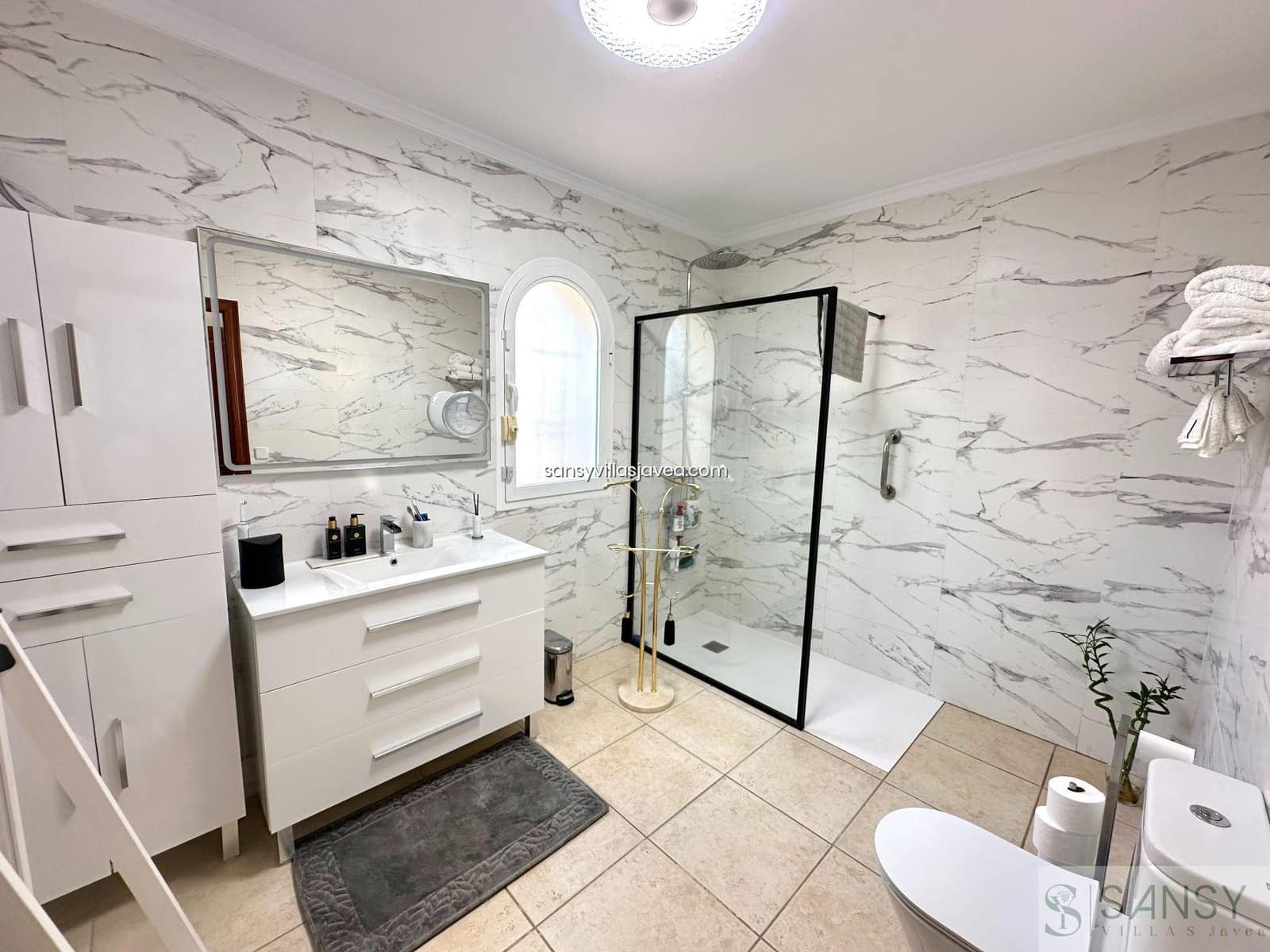 6 makuuhuone Huvila myytävänä paikassa Javea / Xabia mukana 
autotalli - 1 499 000 € (Ref: 8857091)