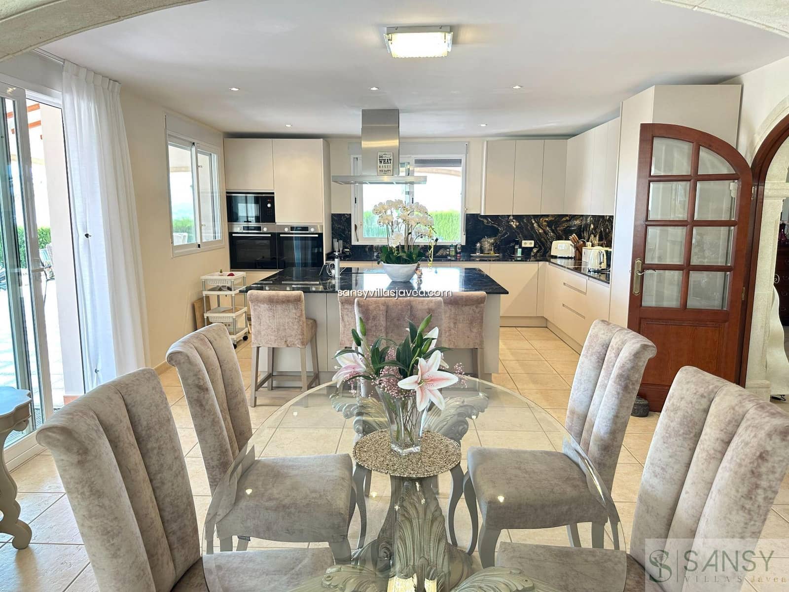 6 makuuhuone Huvila myytävänä paikassa Javea / Xabia mukana 
autotalli - 1 499 000 € (Ref: 8857091)