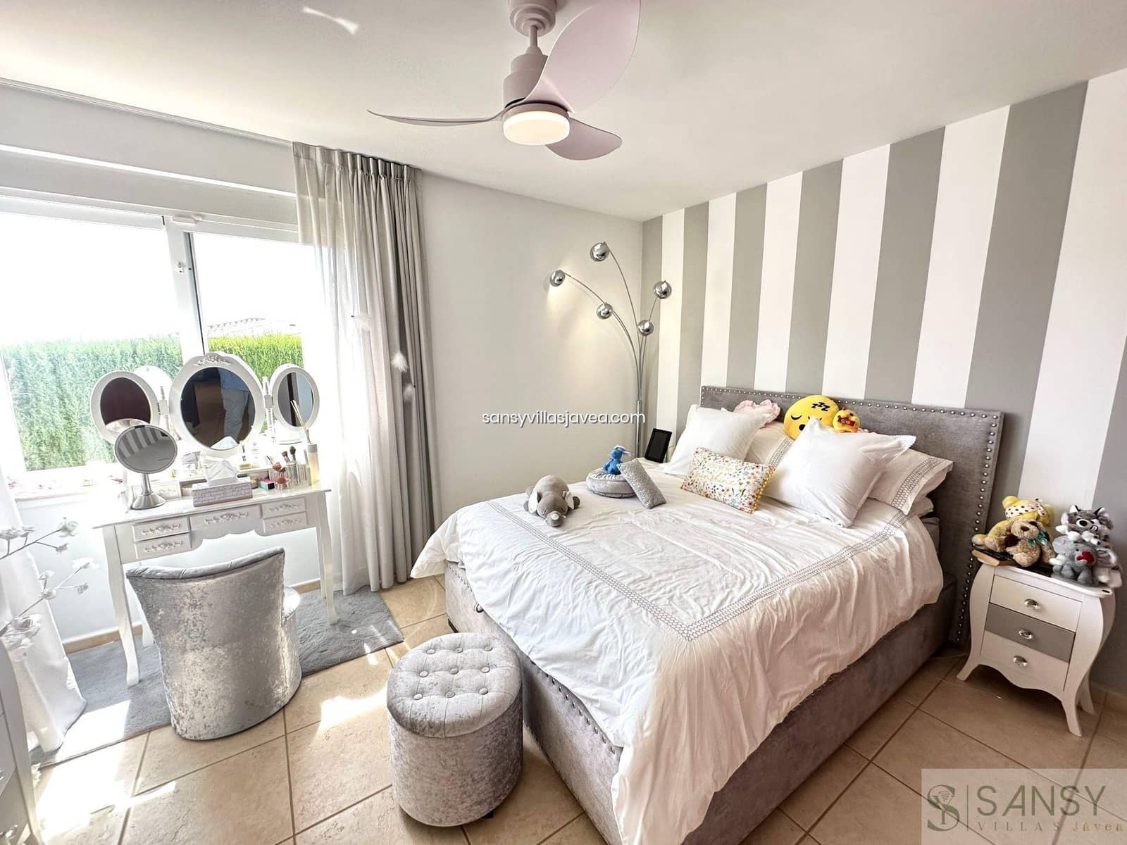 6 makuuhuone Huvila myytävänä paikassa Javea / Xabia mukana 
autotalli - 1 499 000 € (Ref: 8857091)