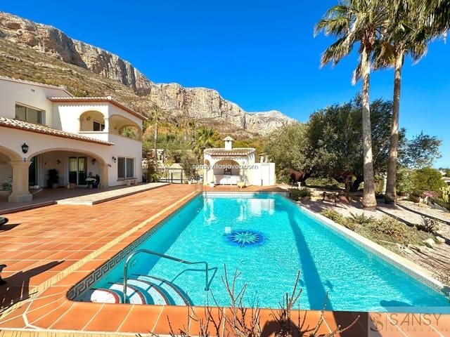 6 slaapkamer Villa te koop in Montgó - Ermita, Javea / Xàbia met garage - € 1.499.000 (Ref: 8857091)