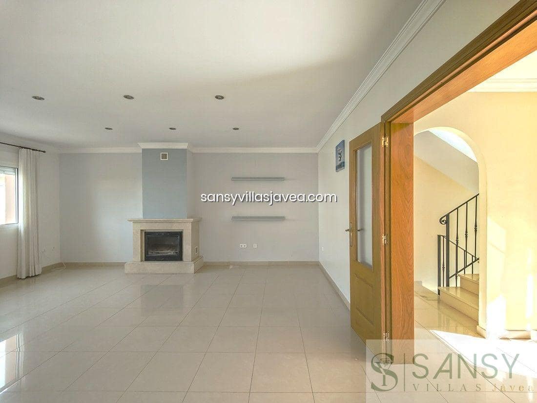 5 makuuhuone Huvila myytävänä paikassa Denia mukana 
autotalli - 795 000 € (Ref: 8860271)