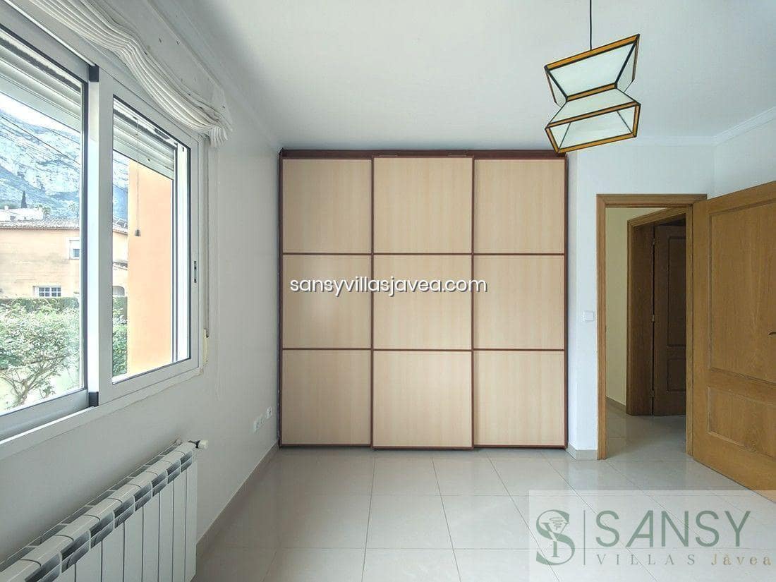 5 makuuhuone Huvila myytävänä paikassa Denia mukana 
autotalli - 795 000 € (Ref: 8860271)