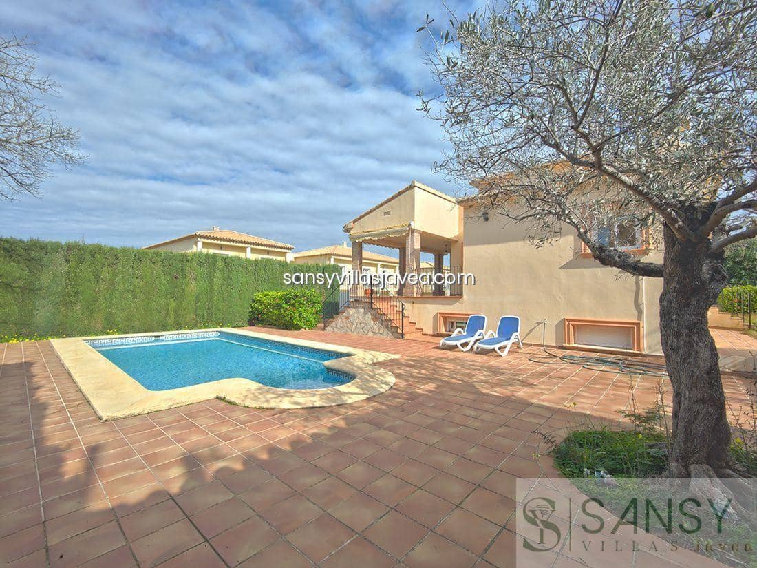 5 makuuhuone Huvila myytävänä paikassa Denia mukana 
autotalli - 795 000 € (Ref: 8860271)