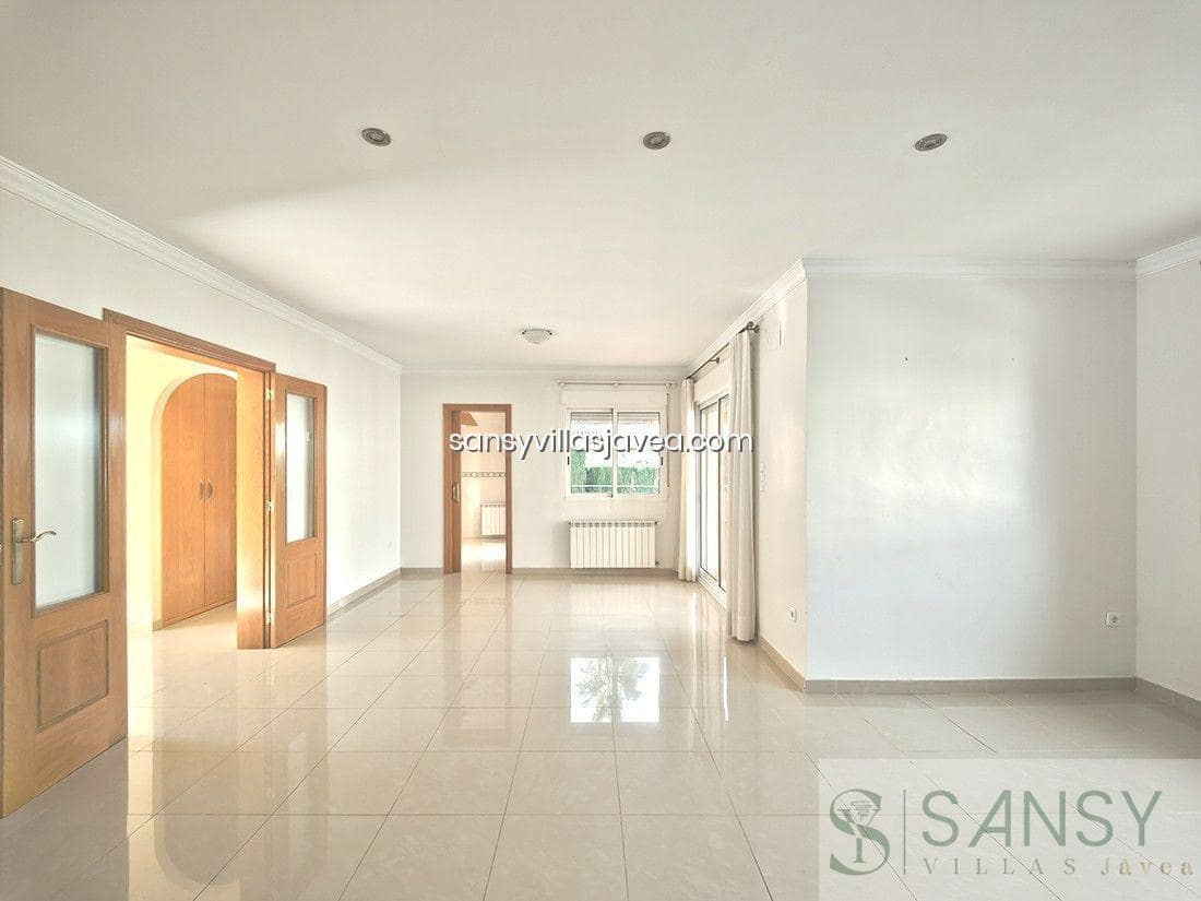 5 makuuhuone Huvila myytävänä paikassa Denia mukana 
autotalli - 795 000 € (Ref: 8860271)