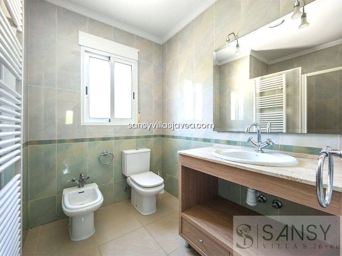 5 makuuhuone Huvila myytävänä paikassa Denia mukana 
autotalli - 795 000 € (Ref: 8860271)