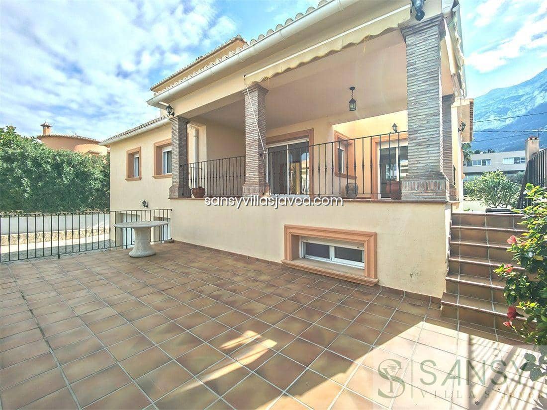 5 makuuhuone Huvila myytävänä paikassa Denia mukana 
autotalli - 795 000 € (Ref: 8860271)