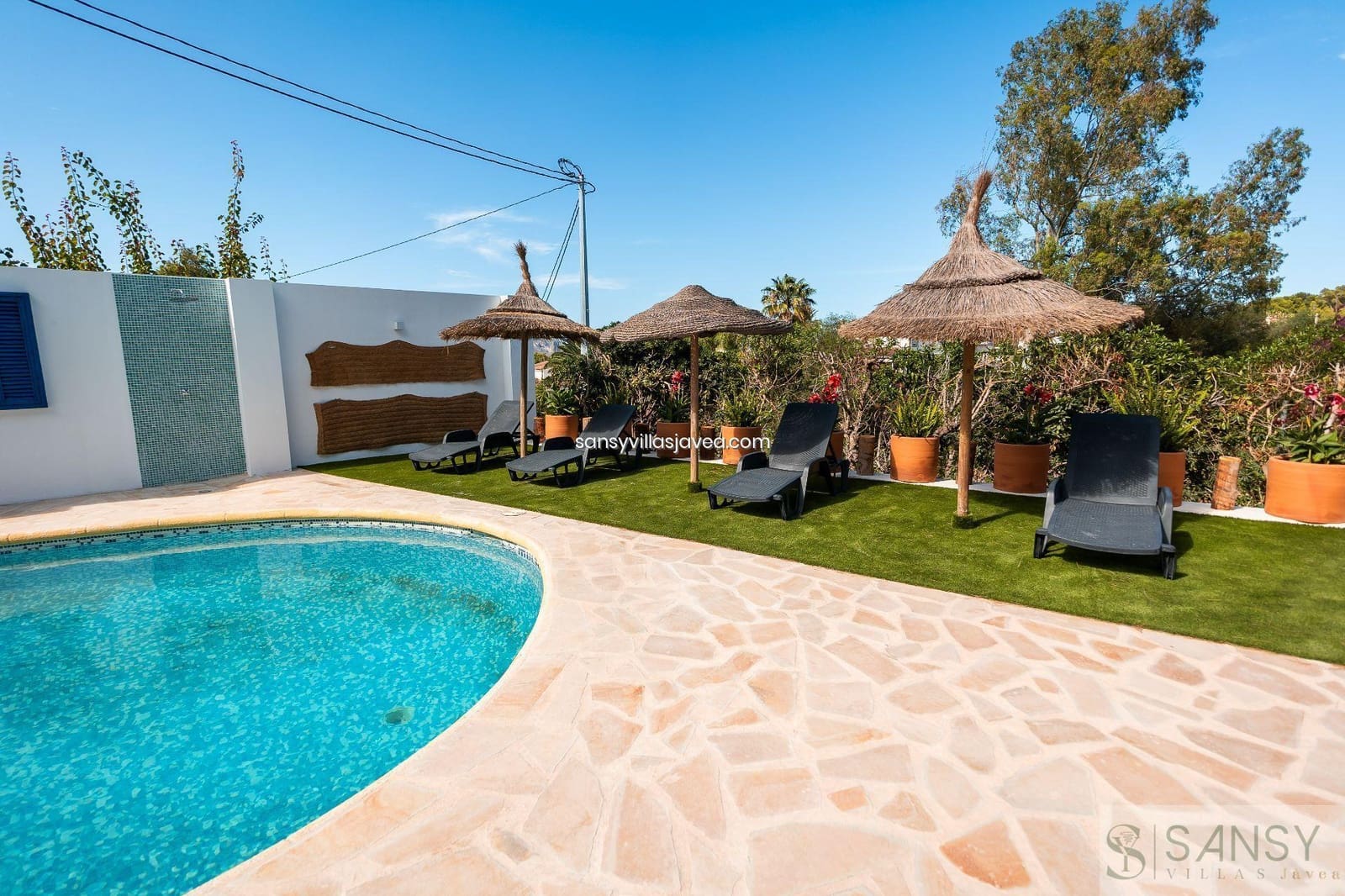 4 soveværelse Villa til salg i Pinosol - € 649.000 (Ref: 8905028)