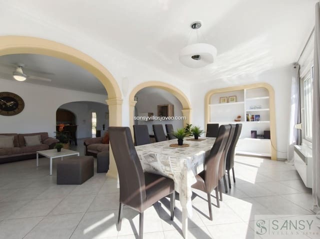 Chalet de 3 habitaciones en Levante - Playa Fossa, Calpe / Calp en venta con garaje - 750.000 € (Ref: 8910899)