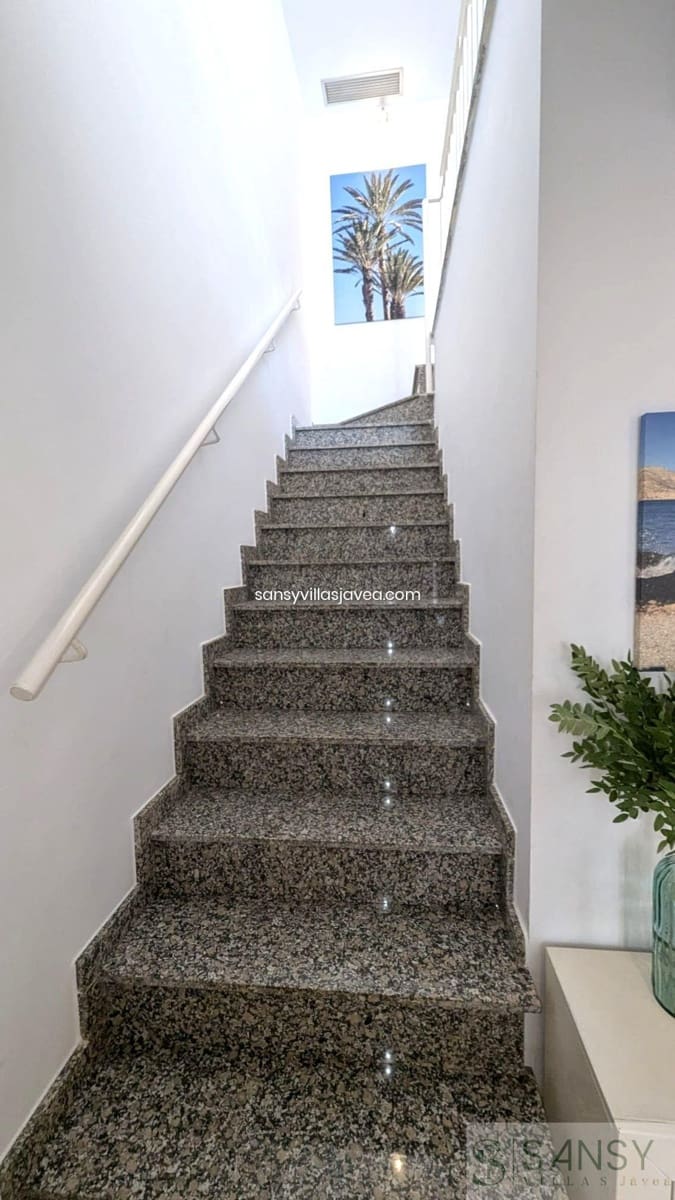 3 soveværelse Lejlighed til salg i Arenal med swimmingpool - € 495.000 (Ref: 8914756)