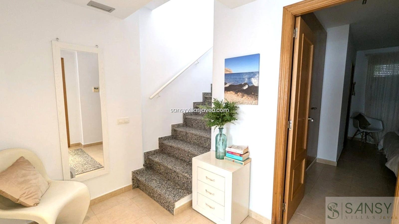 3 soveværelse Lejlighed til salg i Arenal med swimmingpool - € 495.000 (Ref: 8914756)