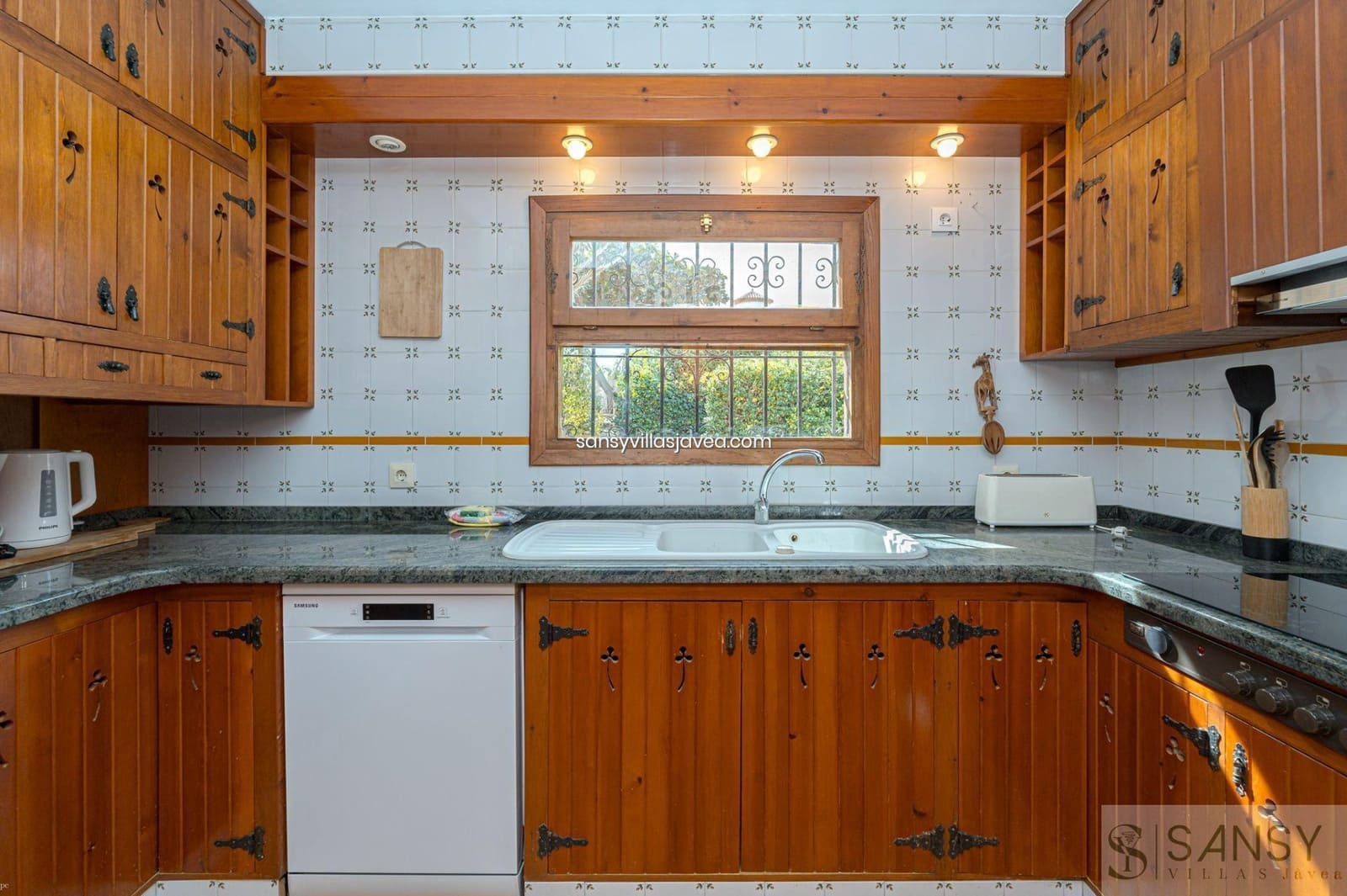 5 soveværelse Villa til salg i Javea / Xabia med garage - € 799.000 (Ref: 8914757)