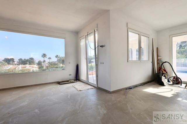 4 soveværelse Villa til salg i Centro ciudad, Javea / Xàbia med swimmingpool garage - € 1.275.000 (Ref: 9027772)