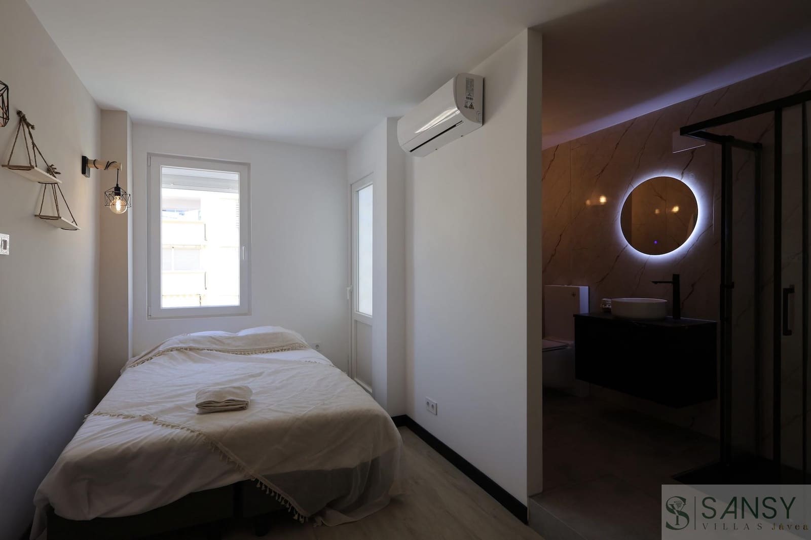 Apartamento de 2 habitaciones en Arenal en venta con garaje - 325.000 € (Ref: 9027776)