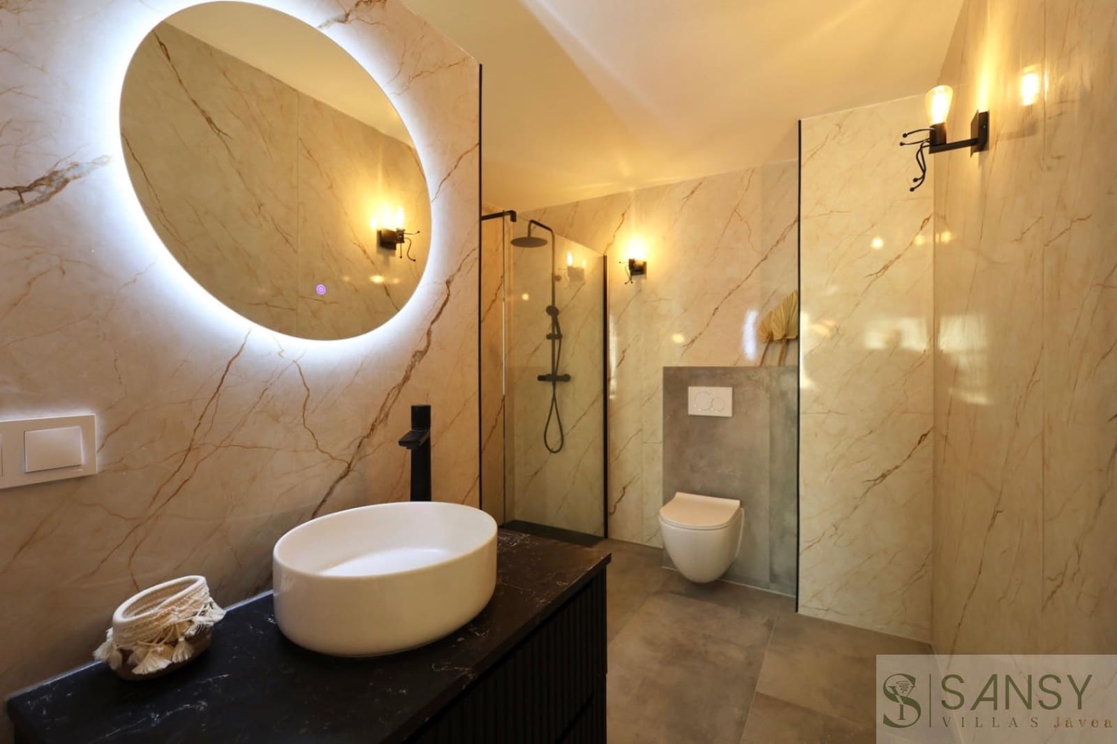 Apartamento de 2 habitaciones en Arenal en venta con garaje - 325.000 € (Ref: 9027776)