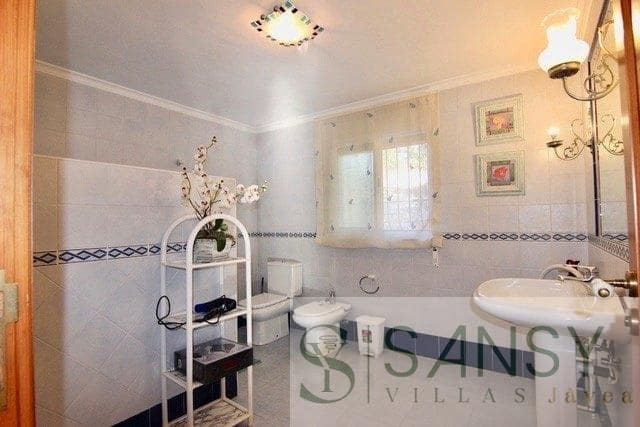 6 slaapkamer Finca/Landhuis te koop in Jalon / Xalo met zwembad garage - € 849.950 (Ref: 9027778)